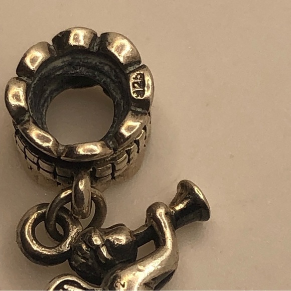 Sterling Silver Cherub Angel Slider Charm Bead Fits Pandora Moments Bracelet - Picture 2 of 3